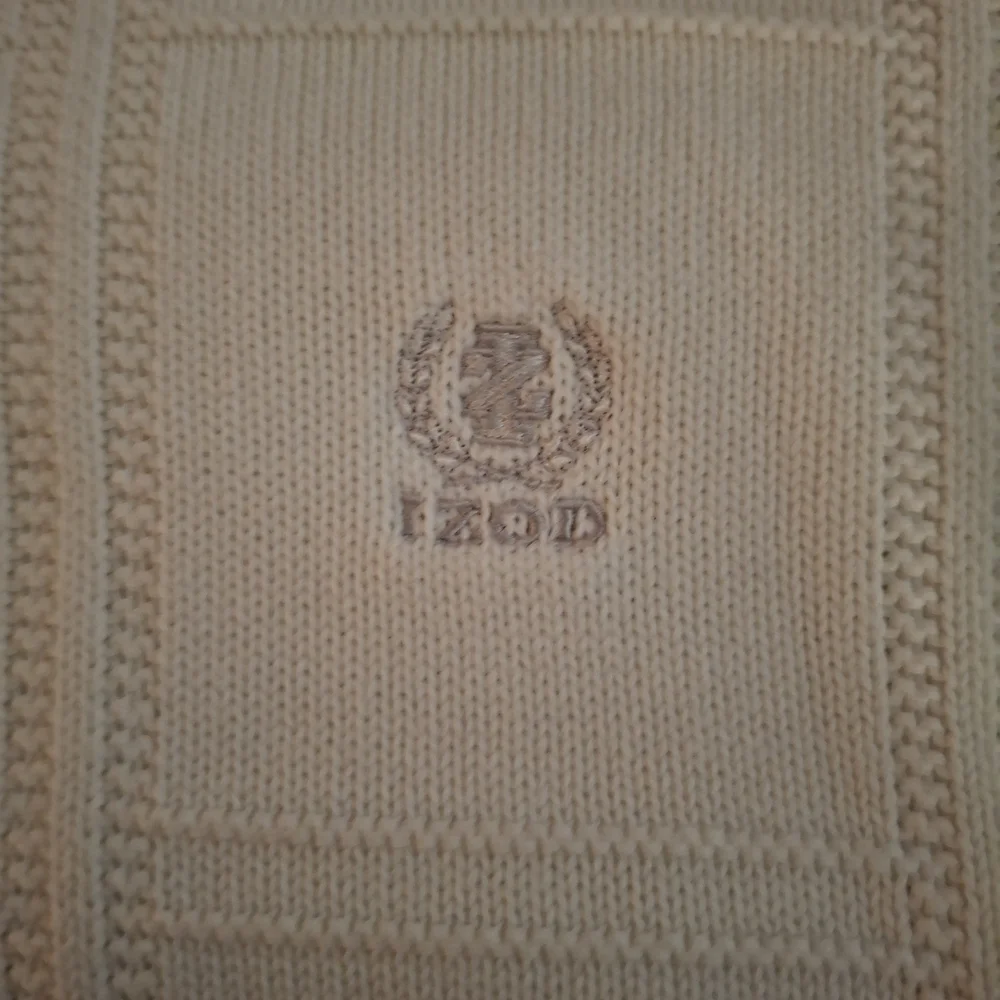 Izod Men's White Sweater with Embroidered Logo